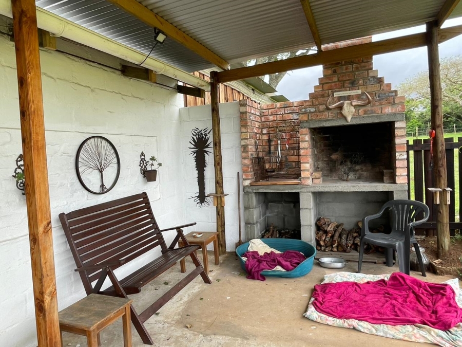 2 Bedroom Property for Sale in Bathurst Eastern Cape